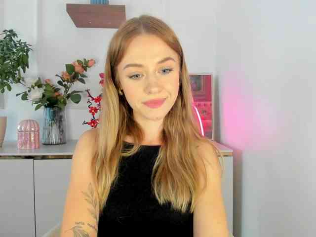 CindyGlam webcam
