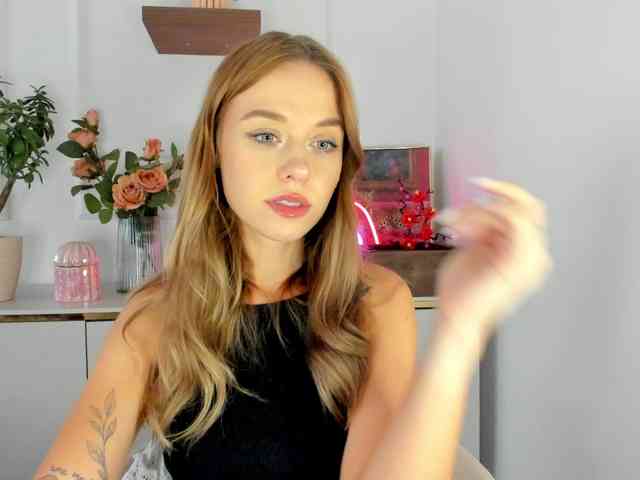 CindyGlam webcam