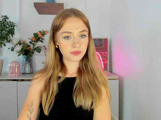 CindyGlam webcam