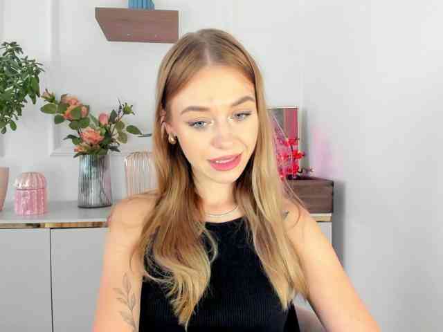 CindyGlam webcam