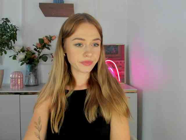 CindyGlam webcam