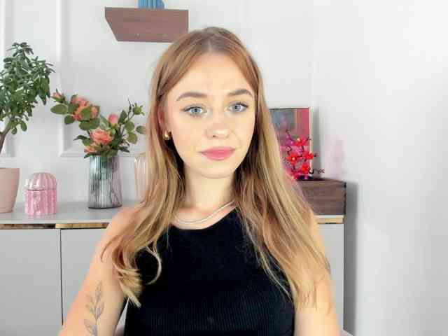CindyGlam webcam