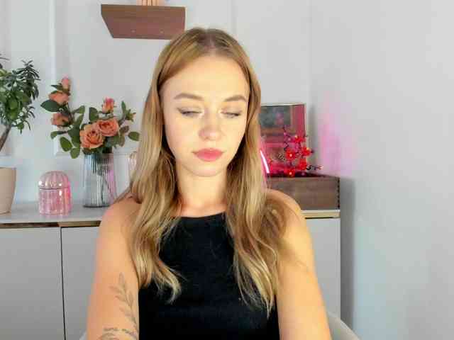CindyGlam webcam
