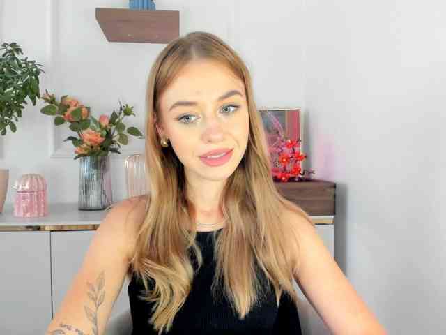 CindyGlam webcam
