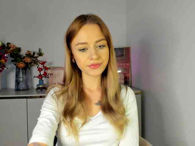 CindyGlam webcam