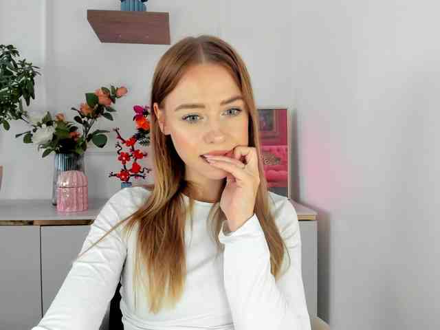 CindyGlam webcam