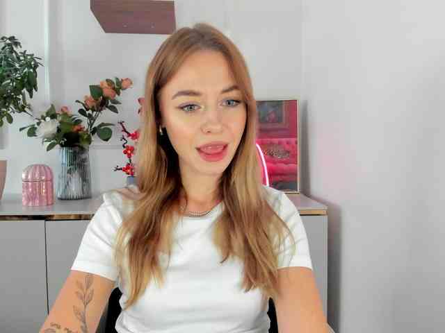 CindyGlam webcam