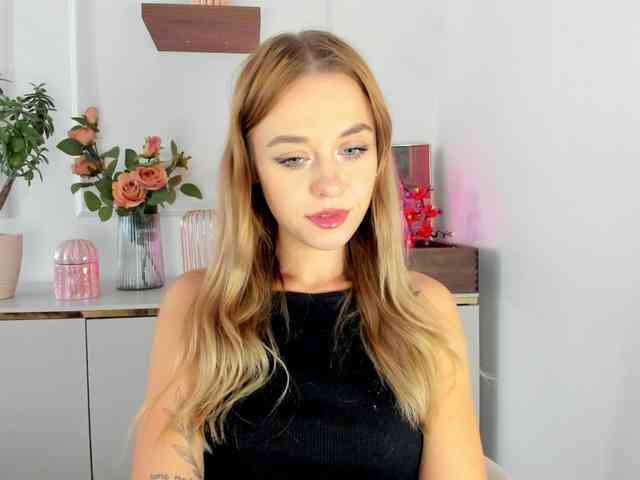 CindyGlam webcam