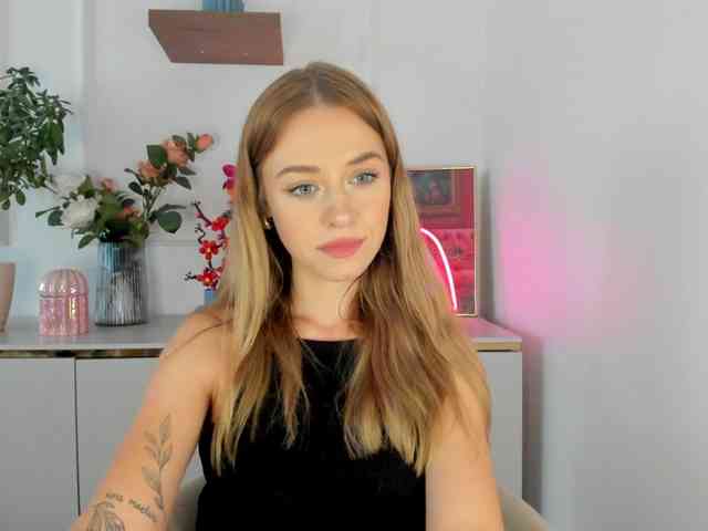 CindyGlam webcam