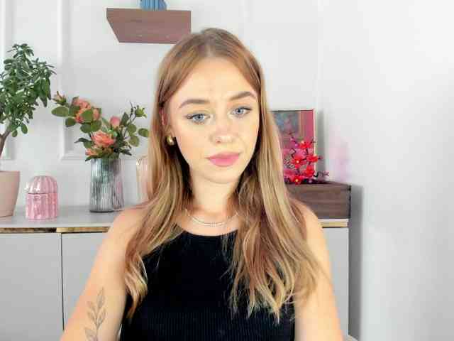 CindyGlam webcam