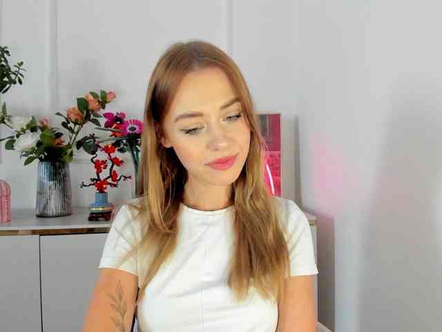 CindyGlam webcam