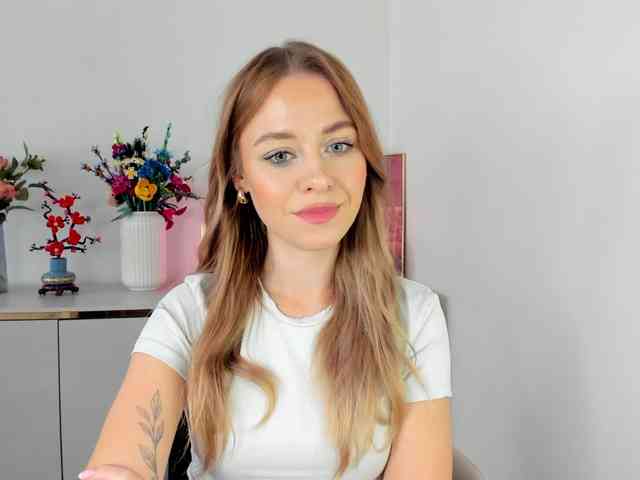 CindyGlam webcam