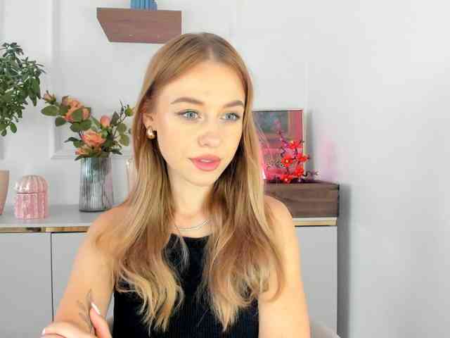 CindyGlam webcam