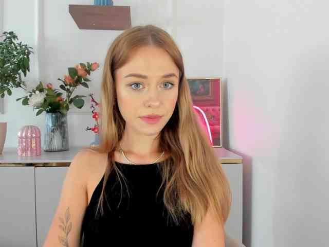 CindyGlam webcam