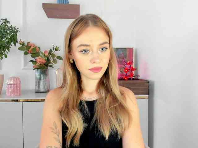 CindyGlam webcam