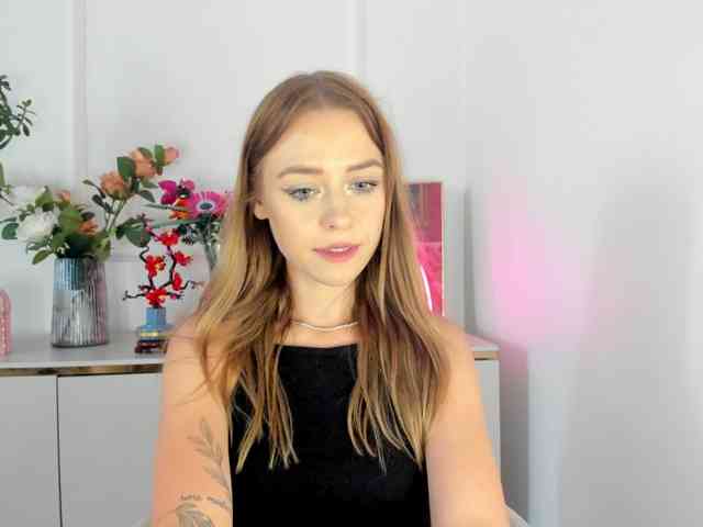 CindyGlam webcam