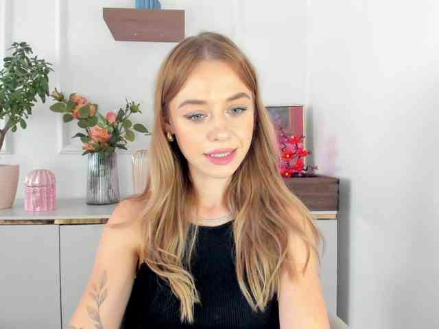 CindyGlam webcam