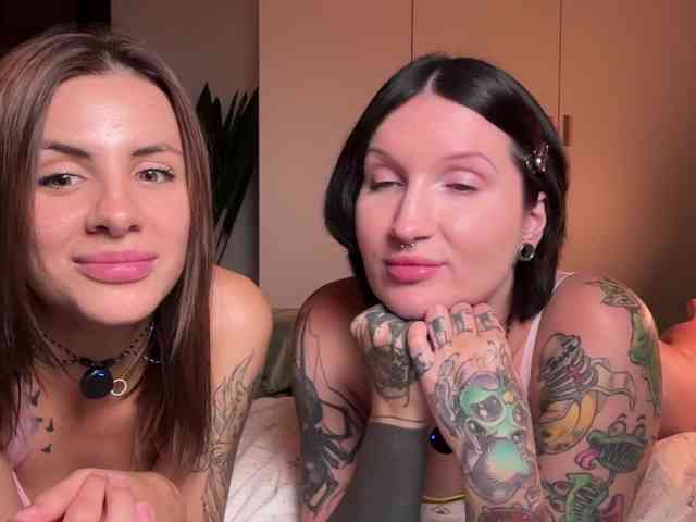 -EmilyJones- webcam