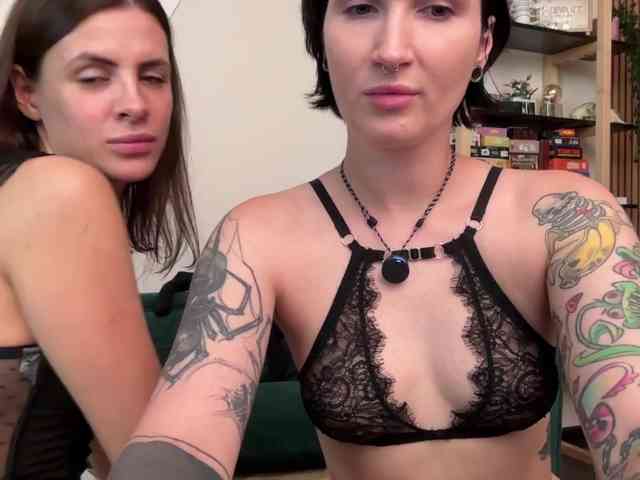 -EmilyJones- webcam