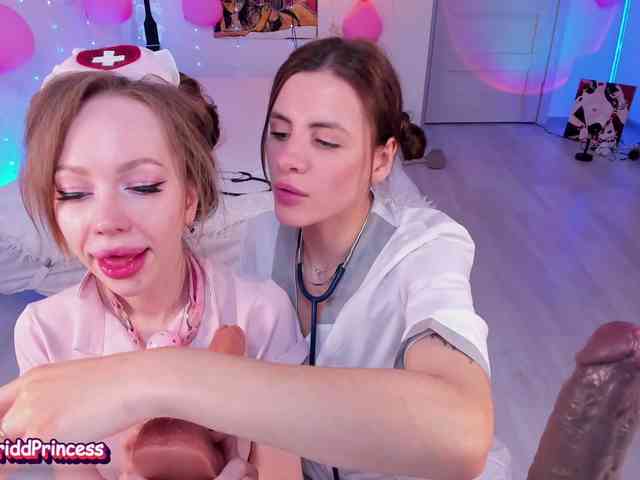 Модель: -EmilyJones-