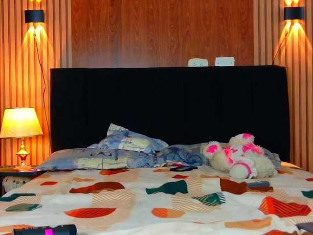 Black-gem18's BongaCams show and profile