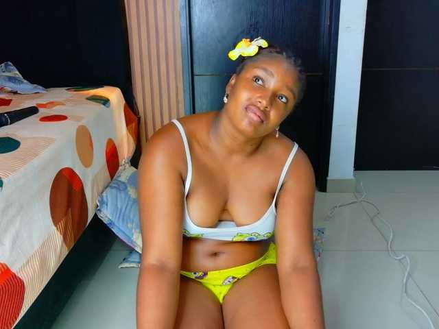 Black-gem18's BongaCams show and profile