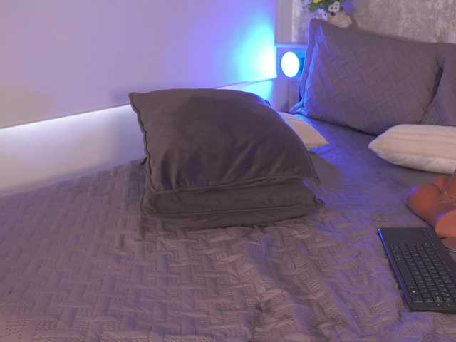 LillyThomps live cam on BongaCams