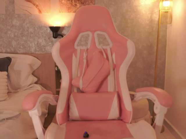 LillyThomps live cam on BongaCams