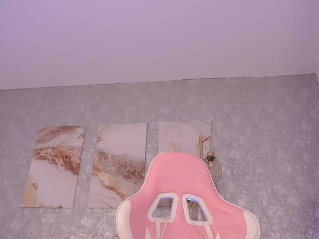LillyThomps live cam on BongaCams