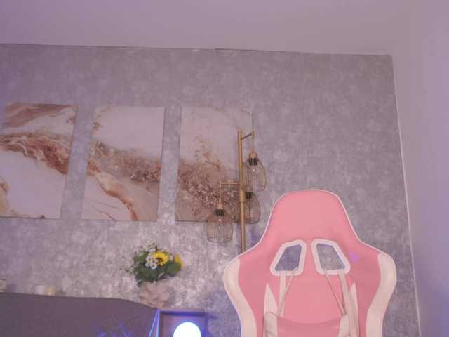 LillyThomps live cam on BongaCams