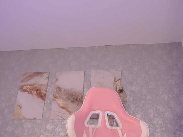 LillyThomps live cam on BongaCams