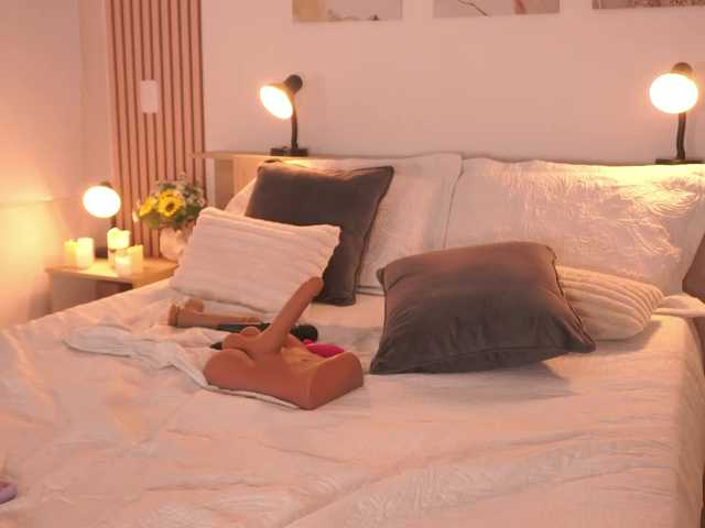 LillyThomps live cam on BongaCams