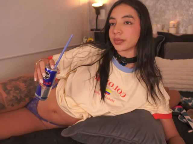 LillyThomps live cam on BongaCams