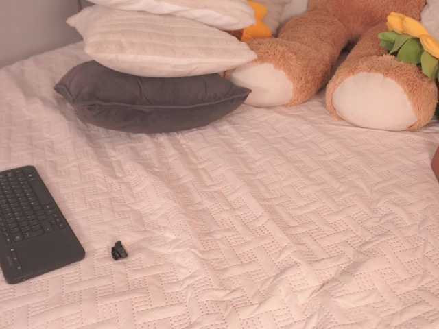 LillyThomps live cam on BongaCams