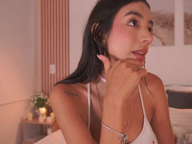 LillyThomps live cam on BongaCams