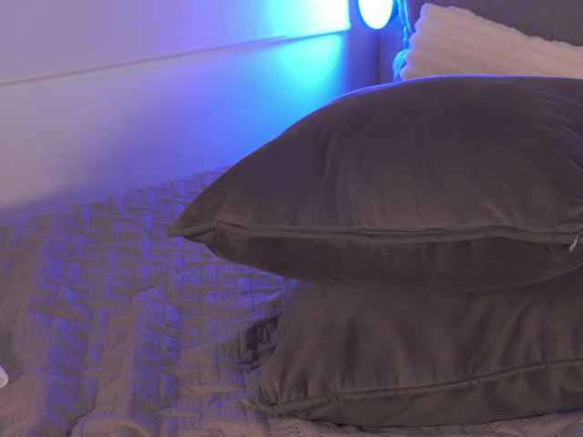 LillyThomps live cam on BongaCams