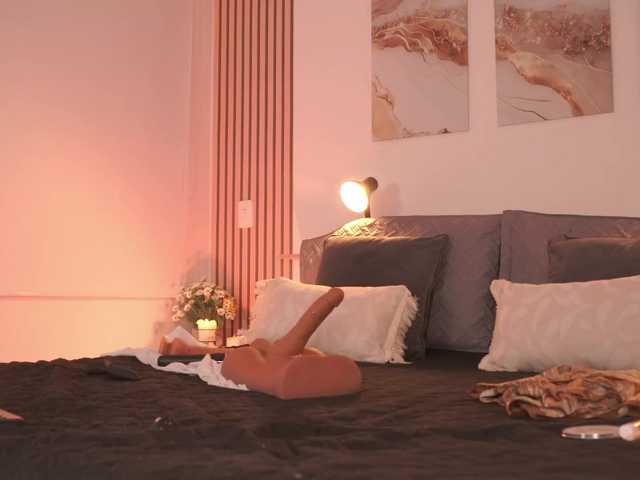 LillyThomps live cam on BongaCams