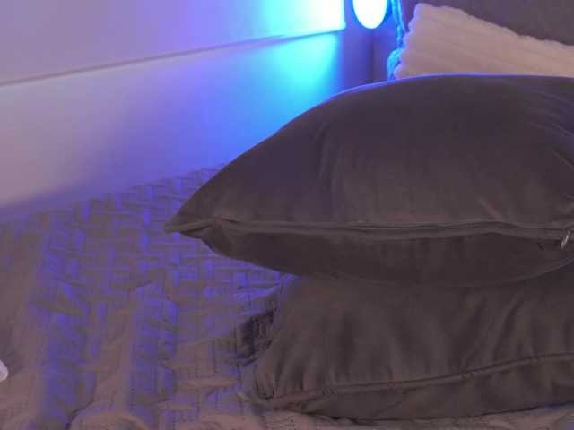 LillyThomps live webcam show