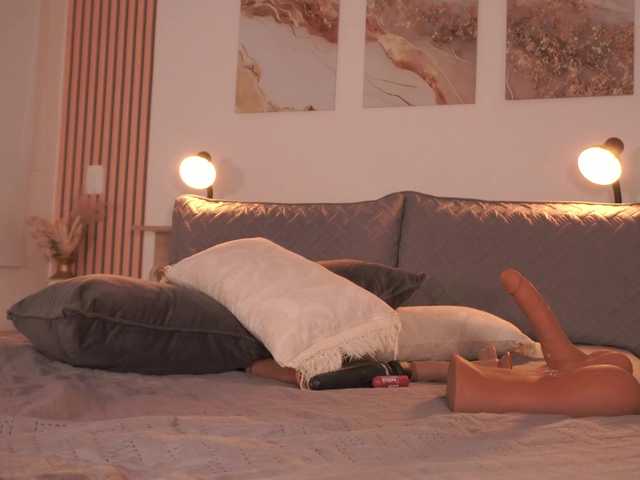 LillyThomps's BongaCams show and profile