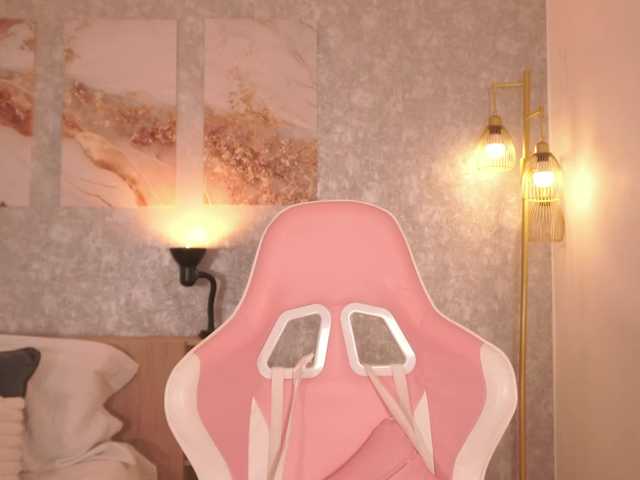 LillyThomps live cam on BongaCams