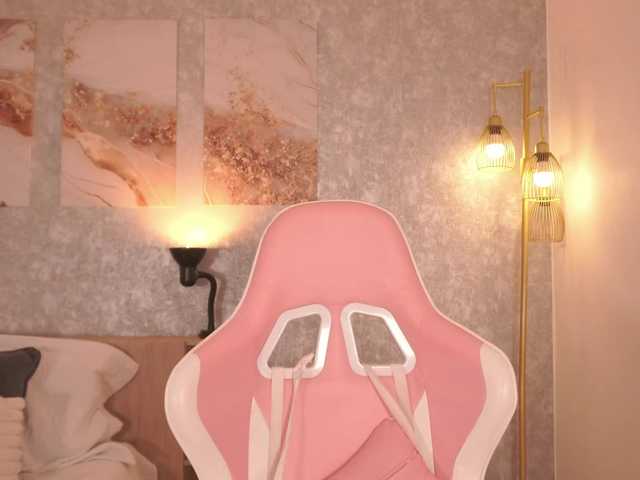 LillyThomps live cam on BongaCams