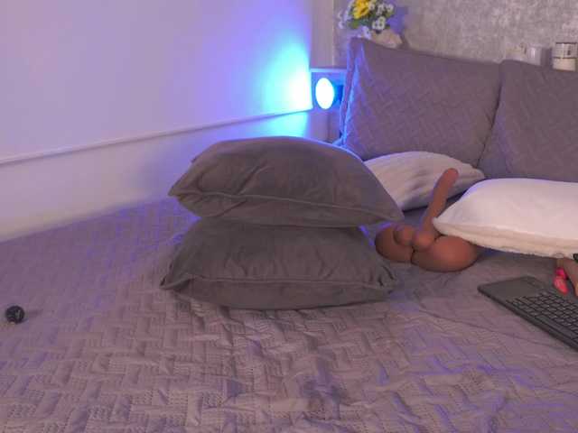 LillyThomps live cam on BongaCams