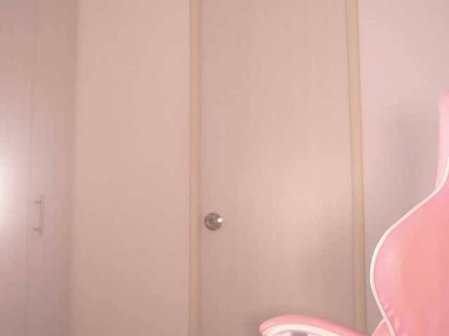 LillyThomps live cam on BongaCams