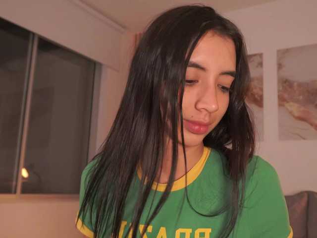 LillyThomps's BongaCams show and profile