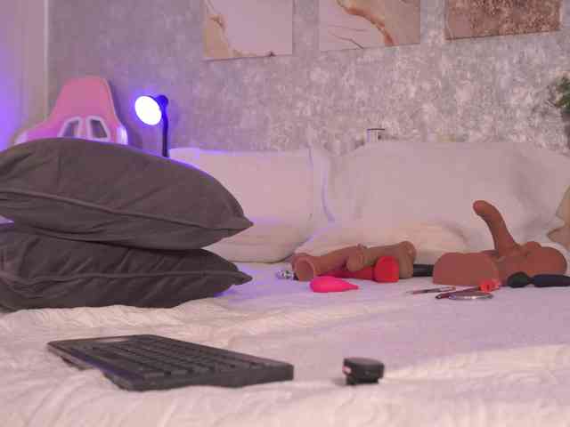 LillyThomps webcam