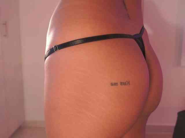 LillyThomps webcam
