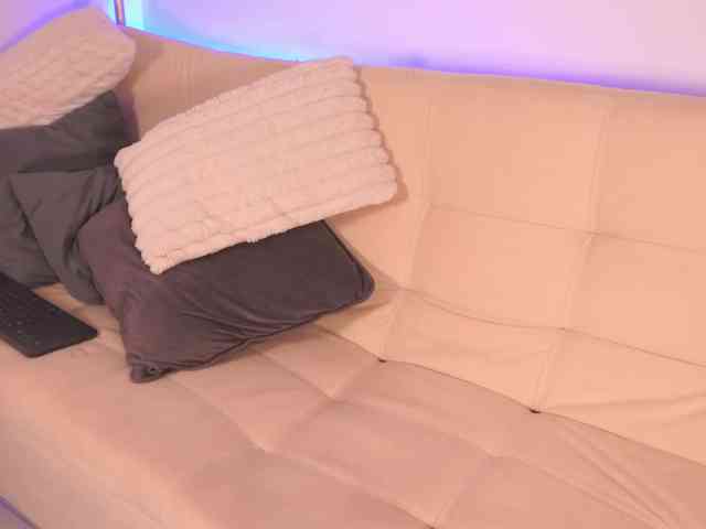 LillyThomps webcam
