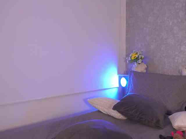 LillyThomps webcam