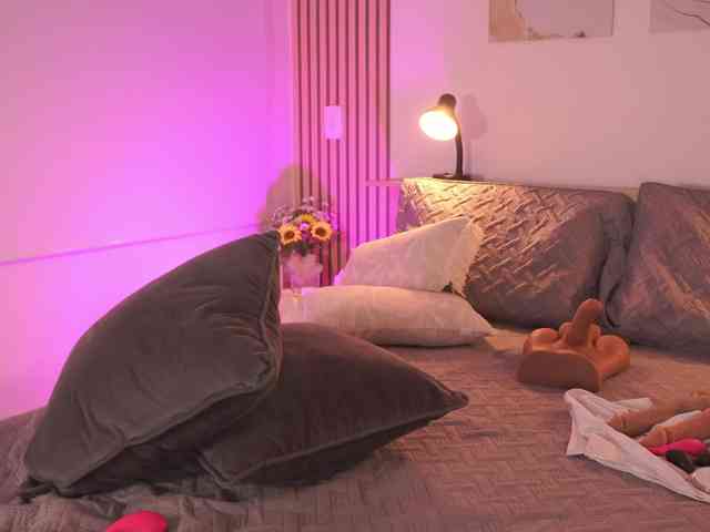 LillyThomps webcam