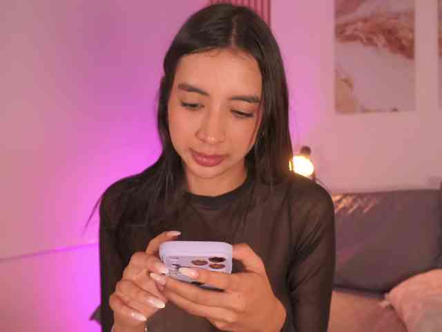 LillyThomps webcam